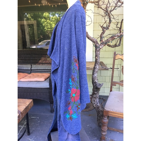 Young Threads Boutique Brand Shark Tooth Long Wrap - Picture 4 of 7